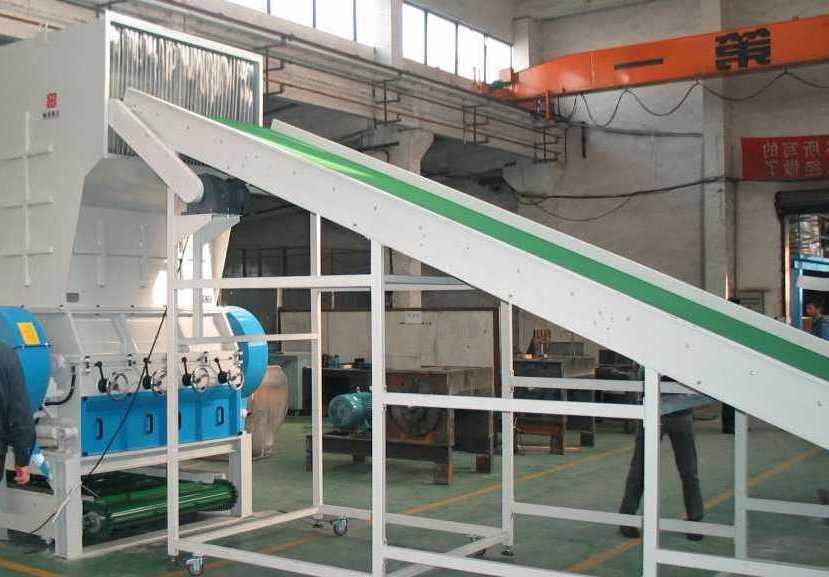 輕型帶式輸送機.jpg 輕型帶式輸送機.jpg