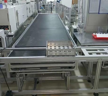 流水線輸送機.jpg 流水線輸送機.jpg